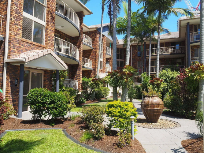 Oceanside Cove Holiday Apartments - Gold Coast