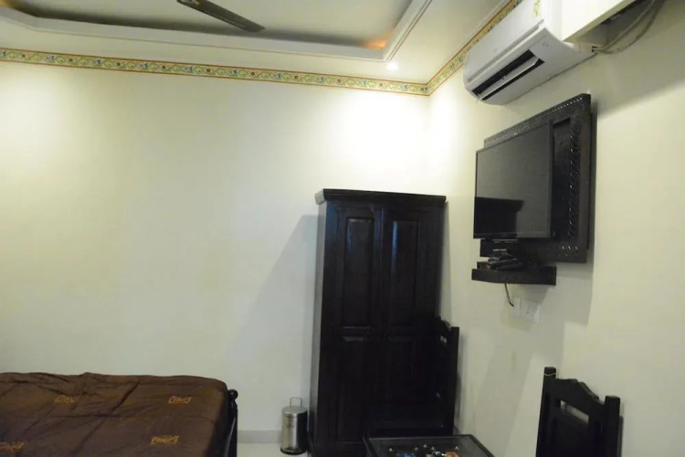 Surya Garh Hotel