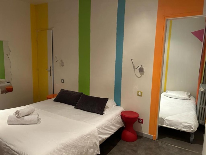 Classic Quadruple room