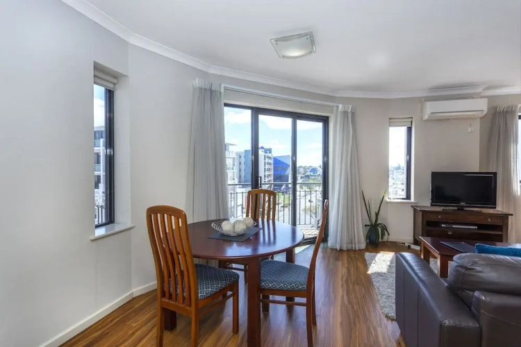 1 Bedroom Apartment with balcony