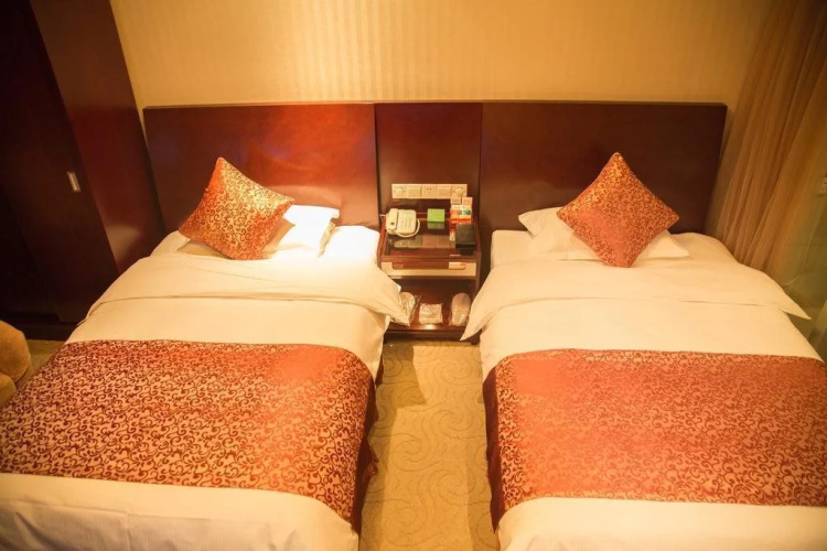 Days Inn Frontier Cixi