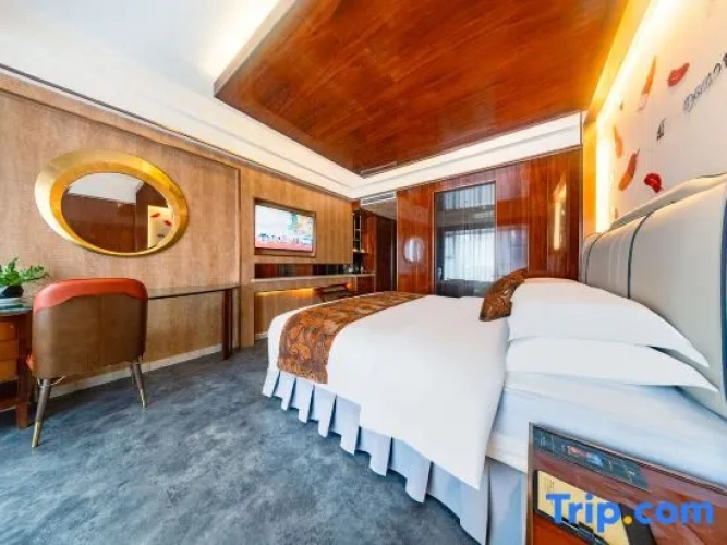 Standard Single room with river view
