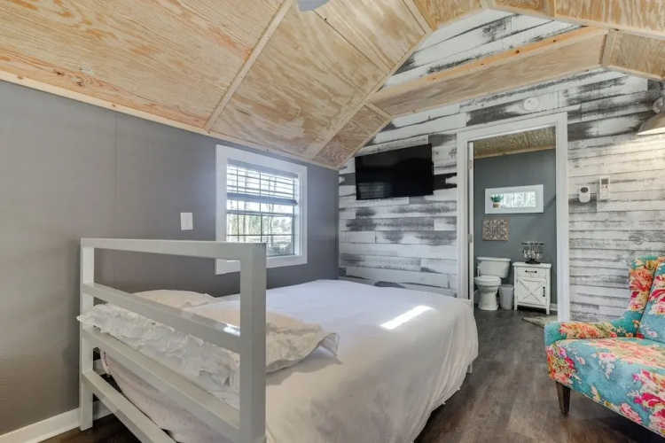 Calabash Studio Cabin, 4 Mi to Sunset Beach!
