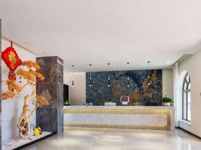 Burqin Luwang Hotel