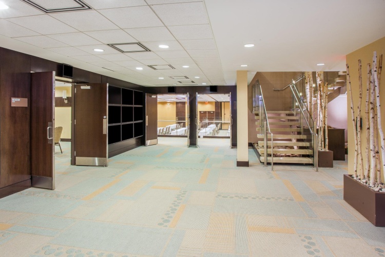 Crowne Plaza Lombard Downers Grove photo 15
