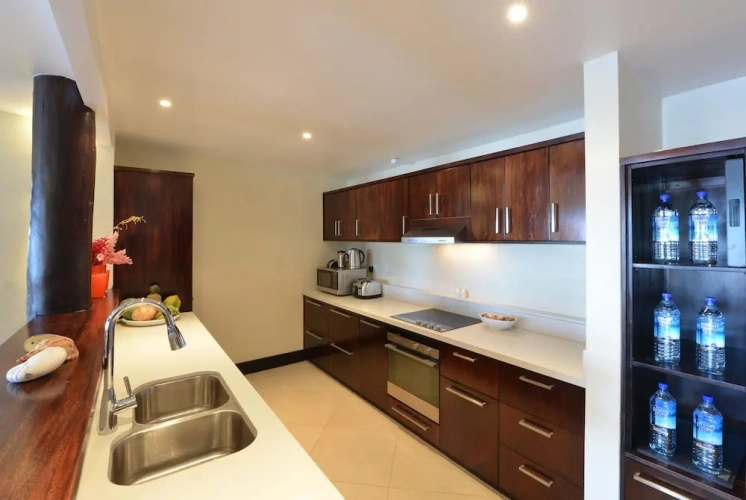 3 Bedrooms Luxury Villa