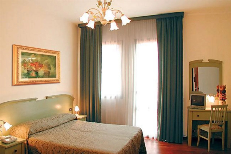 Hotel Altieri