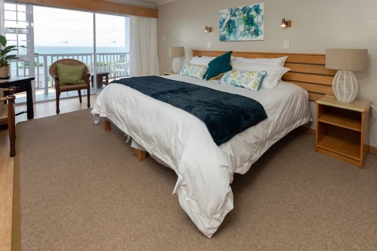 Luxury Double room with balcony and with ocean view