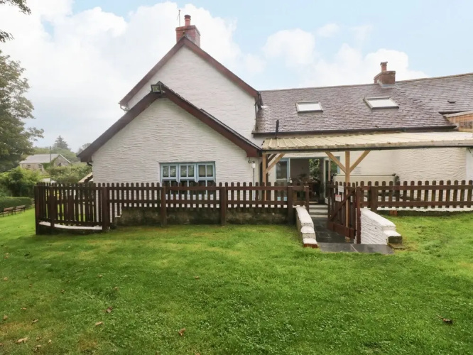 Ty Llwyd