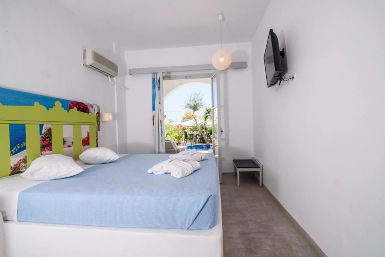 RK Beach Hotel