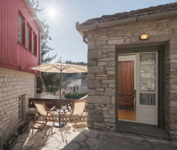 Deluxe Double room with balcony and with mountain view
