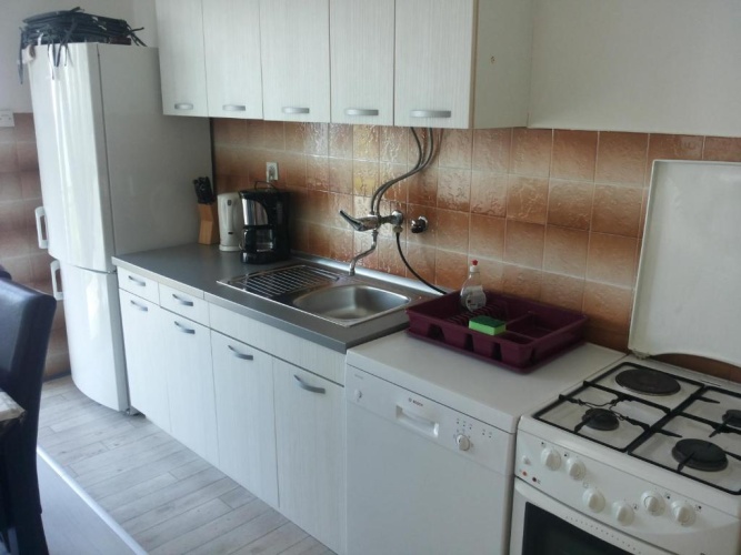 3 Bedrooms Apartment