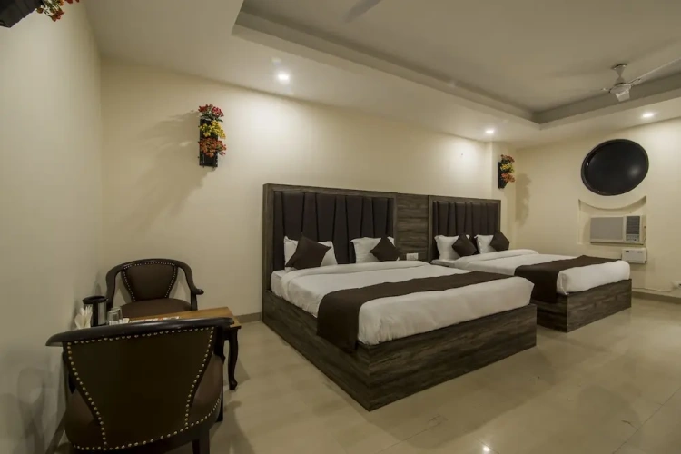 Deluxe Family room
