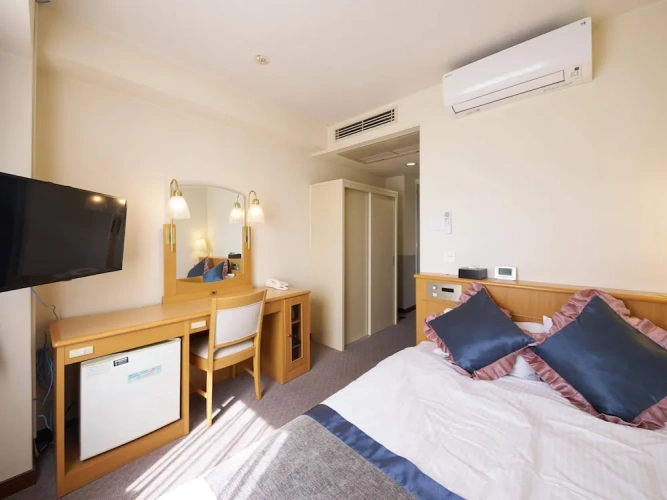 Economy Twin room