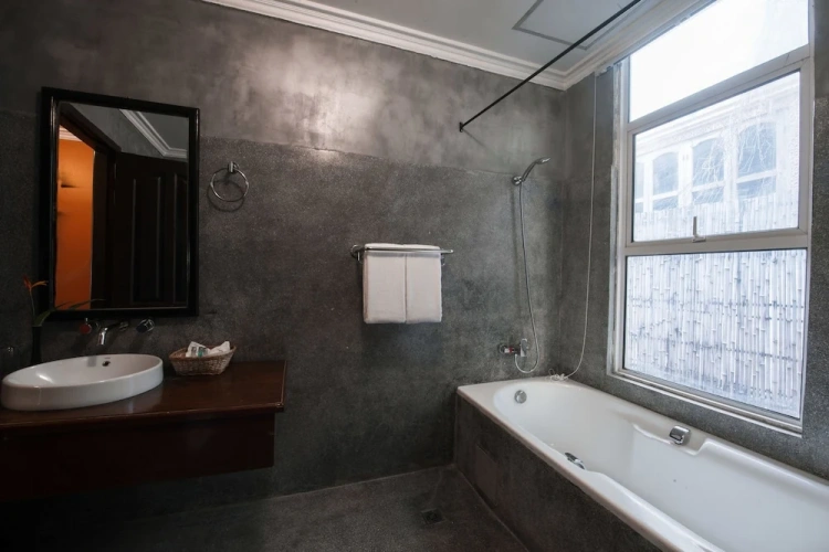1 Bedroom Suite