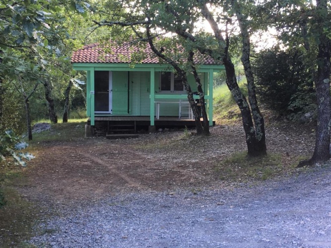 2 Bedrooms Chalet
