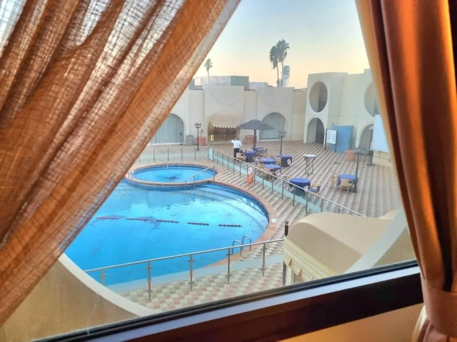 Standard Twin room with view