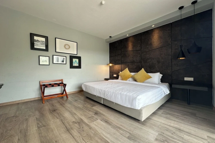 Deluxe Double room with balcony