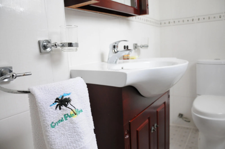 Crystal Palm Hotel