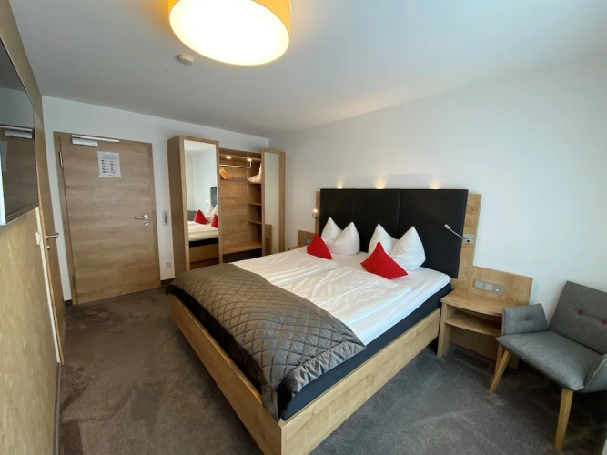 Hotel & Restaurant ZUR TRAUBE