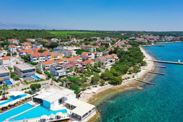 1 Bedroom Apartment with balcony