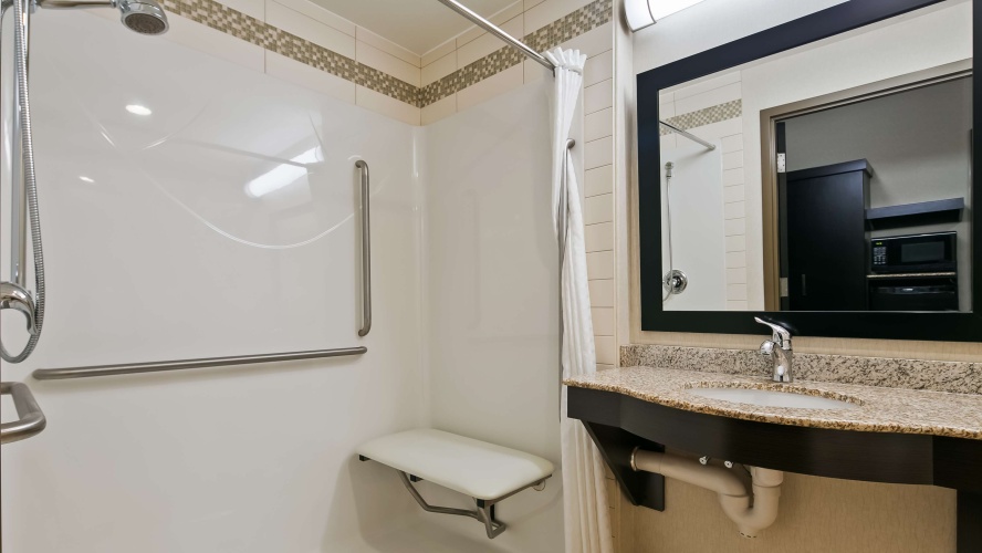 Best Western Plus Sherwood Park Inn & Suites photo 9
