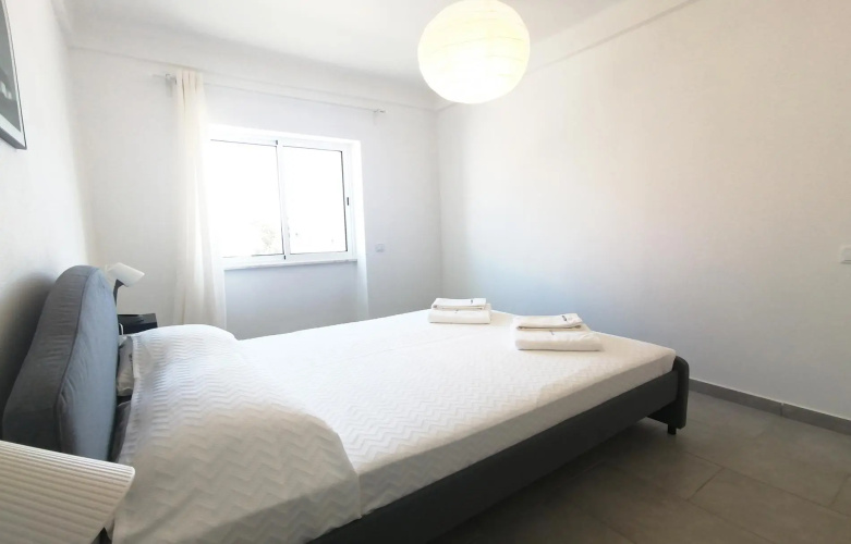 B53 - Vasco da Gama Top Floor Apartment
