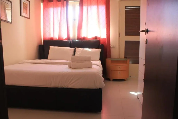 2 Bedrooms Apartment with balcony and with view