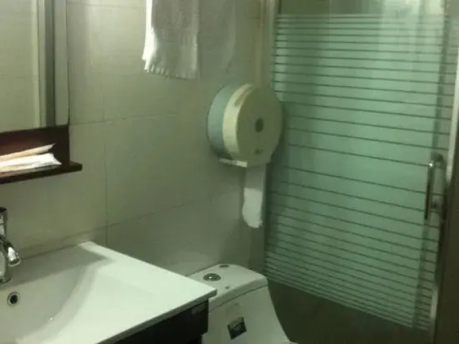 Golden Sun Business Hotel