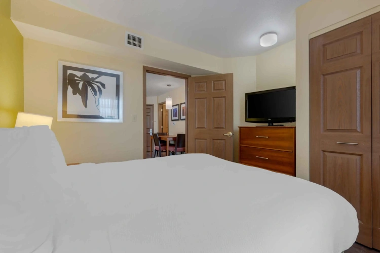 2 Bedrooms Quadruple Suite
