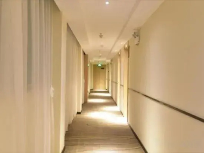 City Comfort Inn