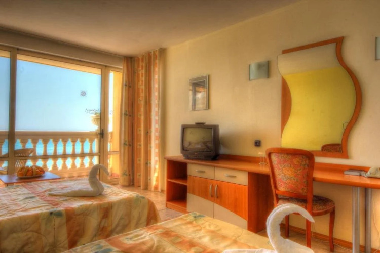 Royal Marina - All Inclusive Over view