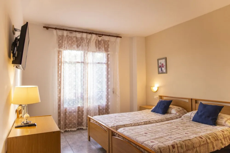 Hostal Montserrat