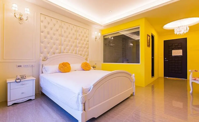 Moonstone Bed and Breakfast