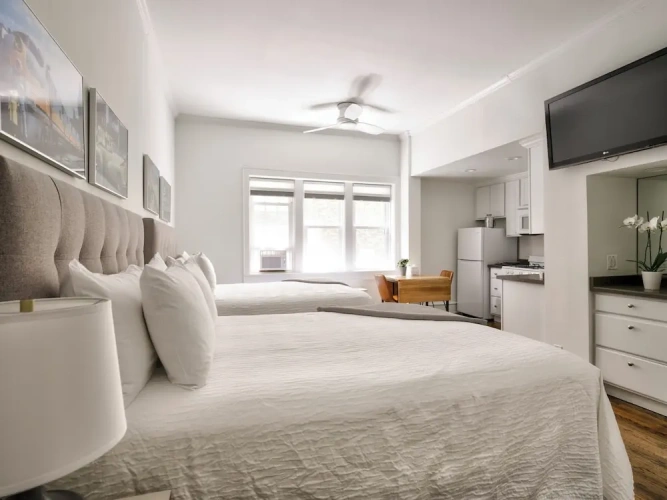 Deluxe Quadruple room
