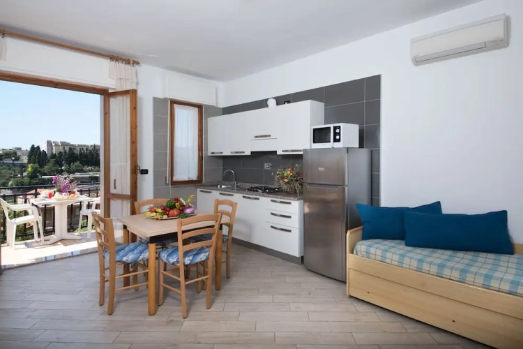 1 Bedroom Comfort Apartment with balcony