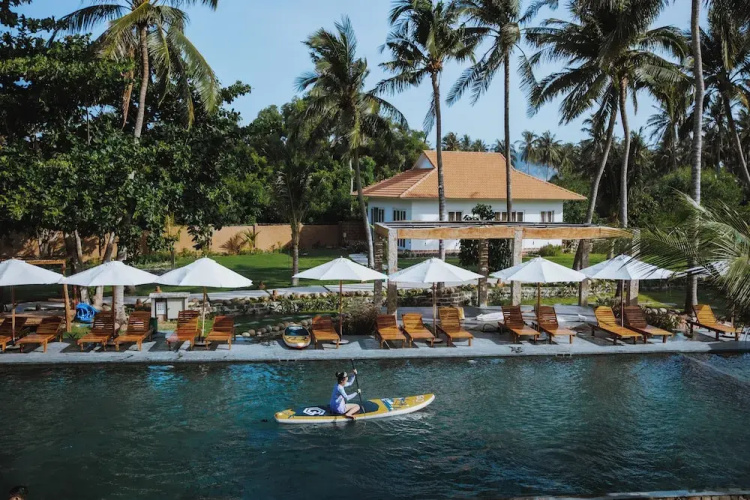 Charm Hon Rom Villas Resort