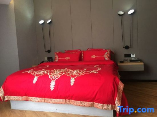 Deluxe Double Suite