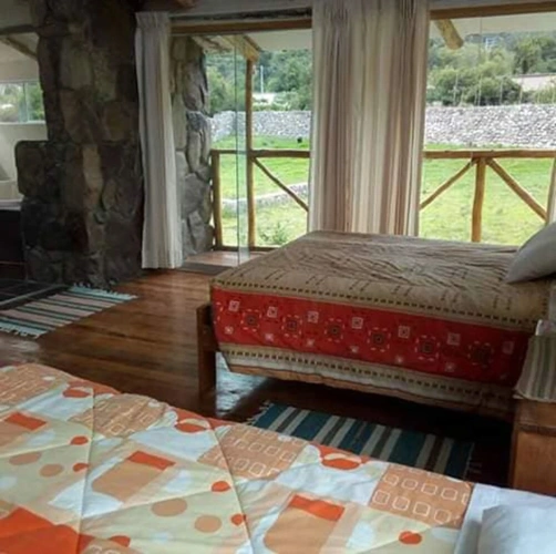 4 Bedrooms Cottage
