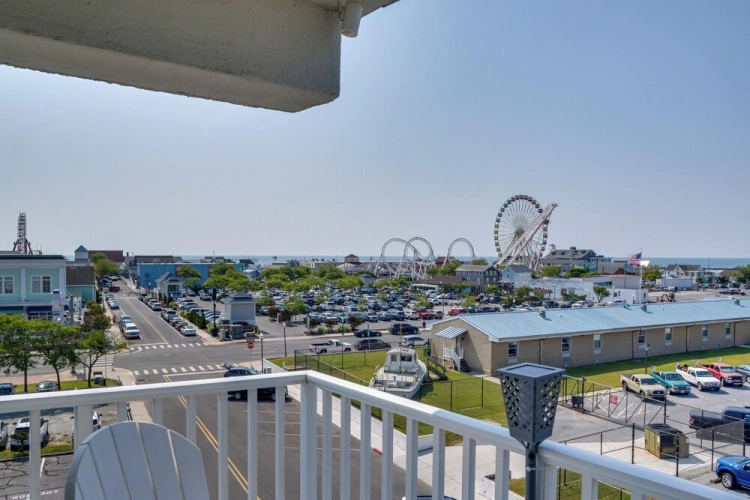 1 Bedroom Apartment with balcony