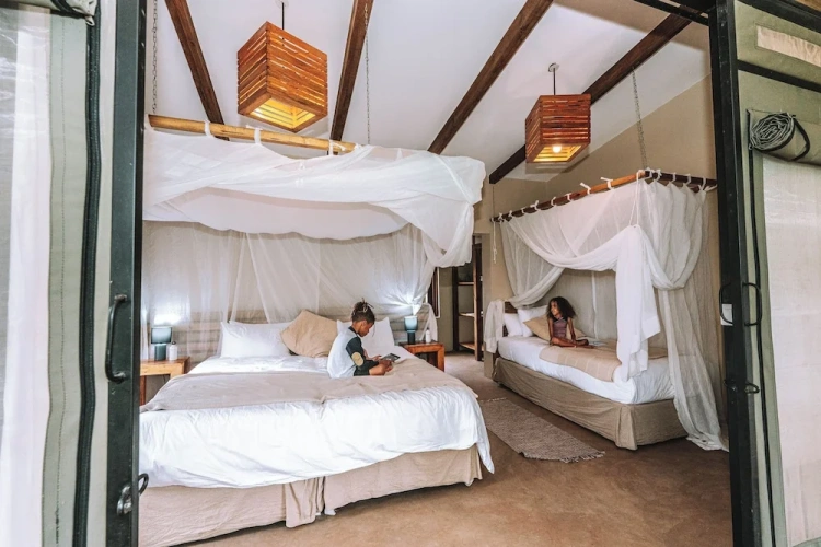 Standard Triple room with garden view