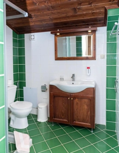 Economy Triple room