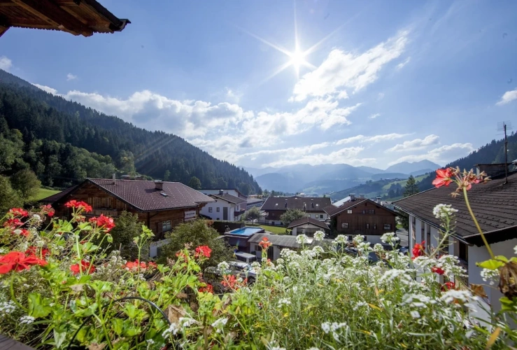 Comfort Double room with balcony and with mountain view