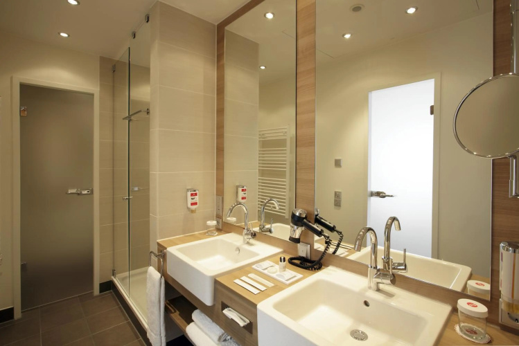 H4 Hotel Berlin Alexanderplatz photo 10
