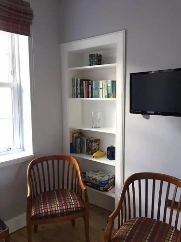 3 Bedrooms Apartment