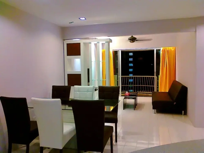3 Bedrooms Deluxe Apartment with balcony