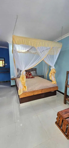 Z-Village Lodge