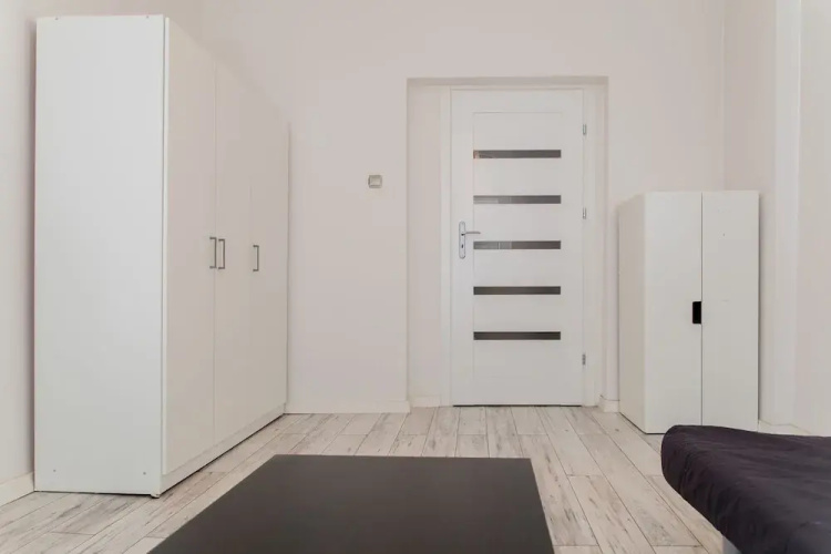 Follow the rabbit Apartment