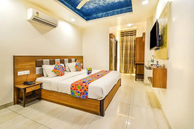 Fabhotel Vinayak Inn