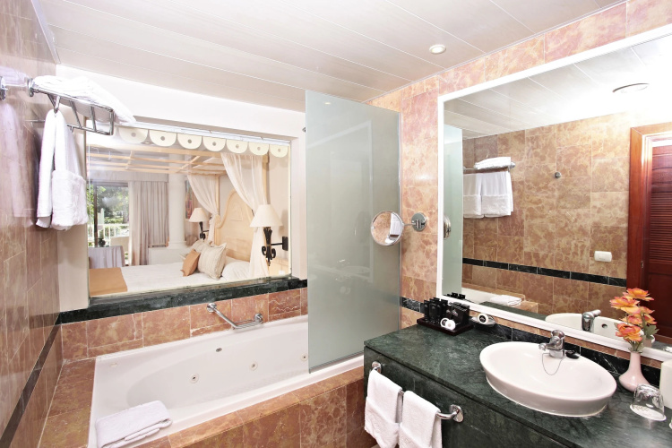Bahia Principe Grand Aquamarine - Adults Only photo 10